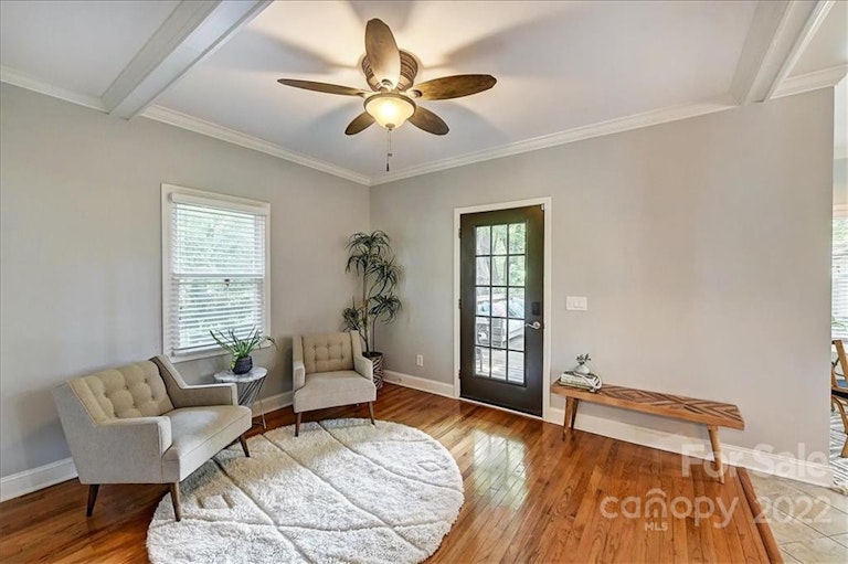 Photo 12 of 43 - 3136 Commonwealth Ave, Charlotte, NC 28205