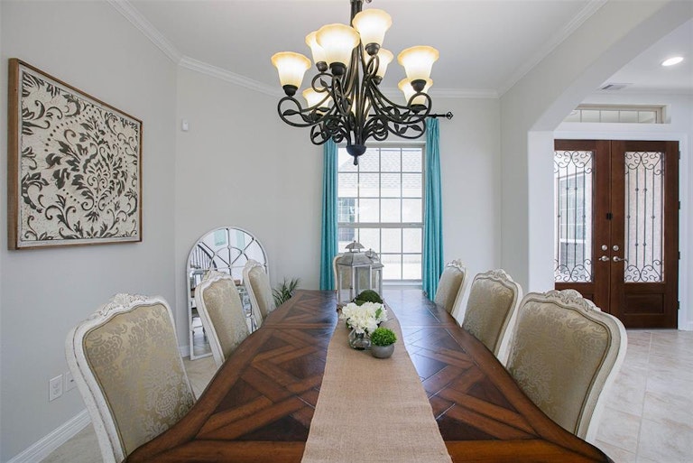 Photo 12 of 48 - 6339 Windermere Park Ln, Sugar Land, TX 77479
