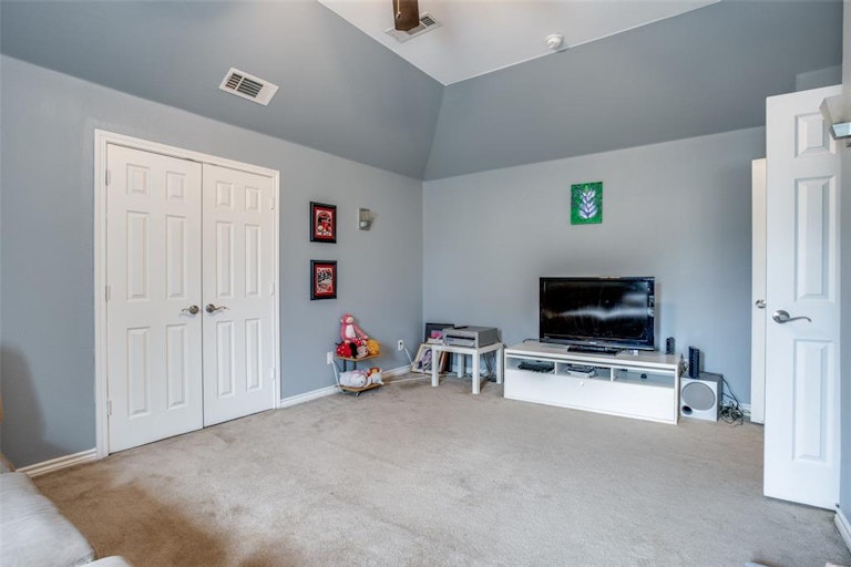 Photo 22 of 38 - 5803 Lone Rock Rd, Frisco, TX 75036