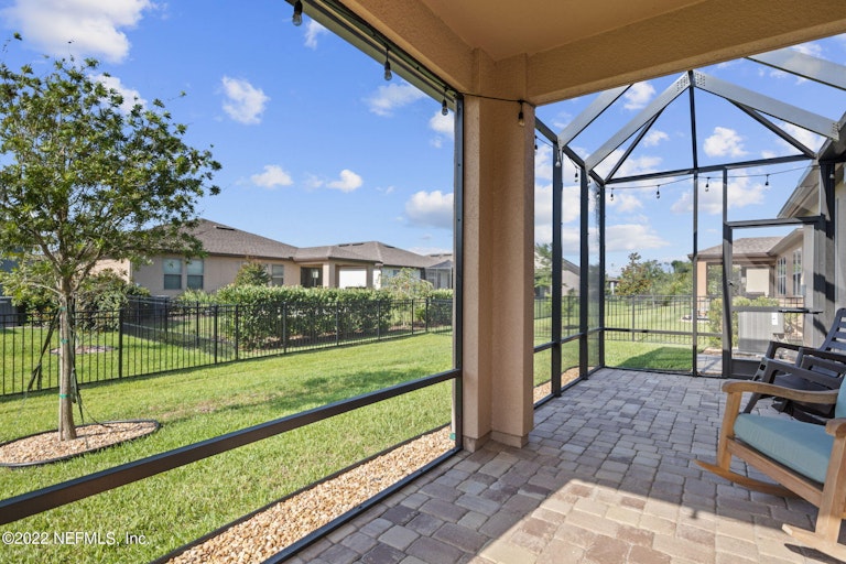Photo 11 of 29 - 104 Lantern Oak Ln, Ponte Vedra, FL 32081