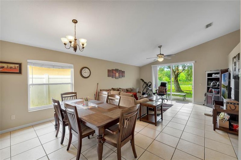 Photo 10 of 49 - 6609 Cherry Grove Cir, Orlando, FL 32809