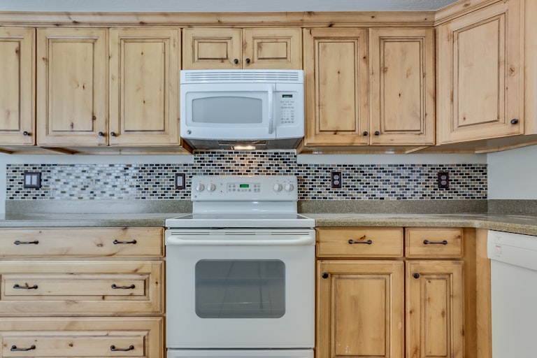 Photo 11 of 35 - 27427 N 63rd Dr, Phoenix, AZ 85083