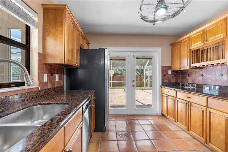 Photo 13 of 50 - 15701 Pinto Pl, Tampa, FL 33624