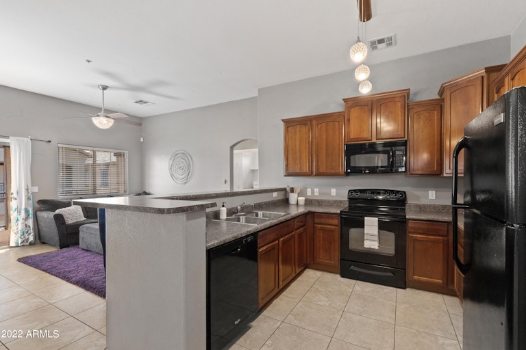 Photo 3 of 24 - 2727 N Price Rd #81, Chandler, AZ 85224