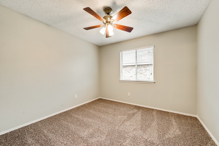 Photo 23 of 27 - 1018 Halifax Ln, Forney, TX 75126