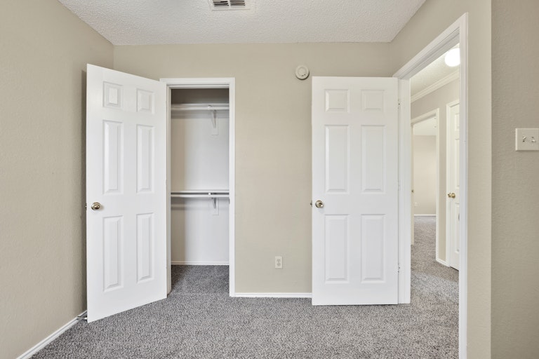 Photo 22 of 25 - 812 Max St, Fort Worth, TX 76108
