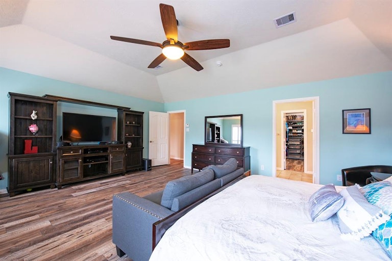 Photo 14 of 48 - 1814 Flagstaff Ln, League City, TX 77573