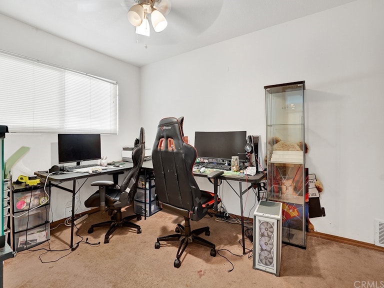 Photo 17 of 26 - 5415 Golden West Ave, Jurupa Valley, CA 92509