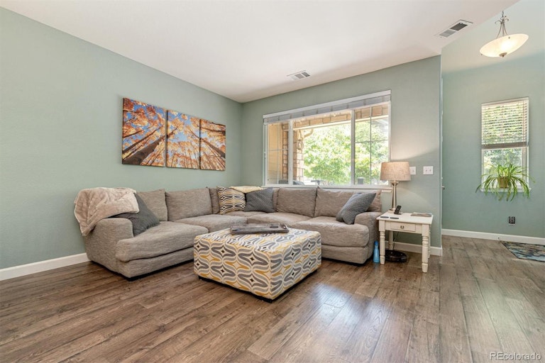Photo 3 of 19 - 11287 Osage Cir Unit E, Northglenn, CO 80234