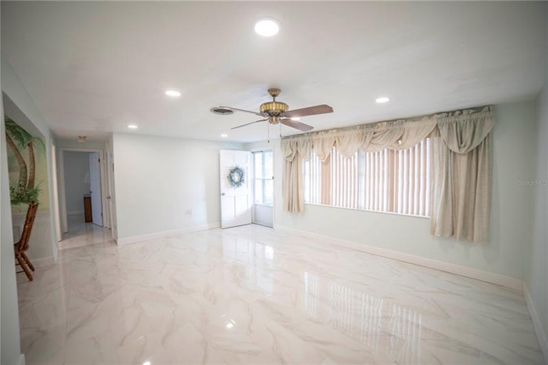 Photo 20 of 72 - 5121 Dove Dr, New Port Richey, FL 34652