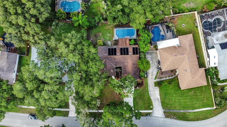 Photo 30 of 38 - 158 Oak Sq S, Lakeland, FL 33813