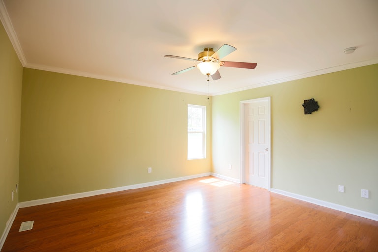 Photo 12 of 23 - 2269 Southfort Dr, Garner, NC 27529
