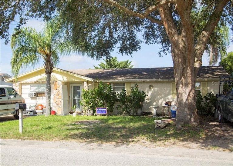 Photo 11 of 11 - 2245 Chatlin Rd, Holiday, FL 34691