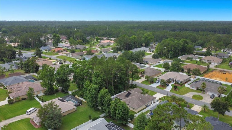 Photo 34 of 37 - 86 Wood Haven Dr, Palm Coast, FL 32164