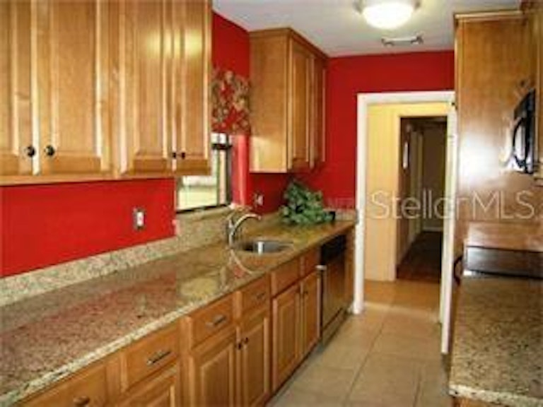 Photo 2 of 17 - 3100 Marathon Ave, Orlando, FL 32805