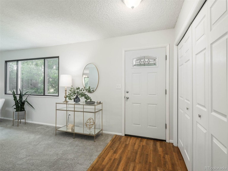 Photo 4 of 40 - 512 Ellis Ct, Golden, CO 80401