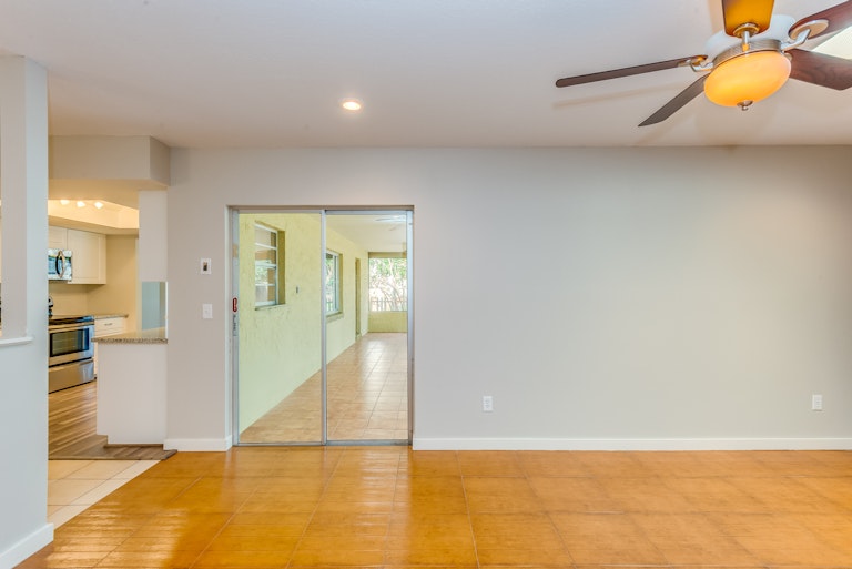 Photo 9 of 28 - 3660 Oak Vista Ln, Winter Park, FL 32792