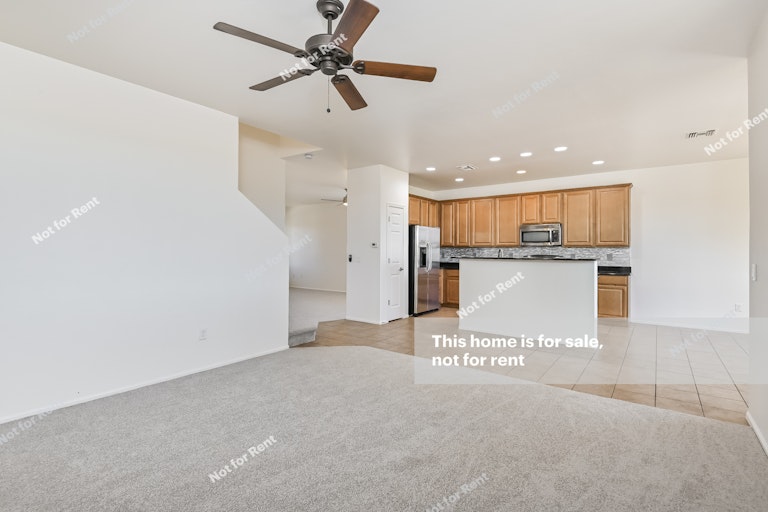 Photo 10 of 27 - 14376 N Bannerstone Ct, Marana, AZ 85658