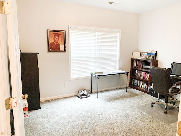 Photo 15 of 32 - 5636 Halsey Trce SW, Atlanta, GA 30349