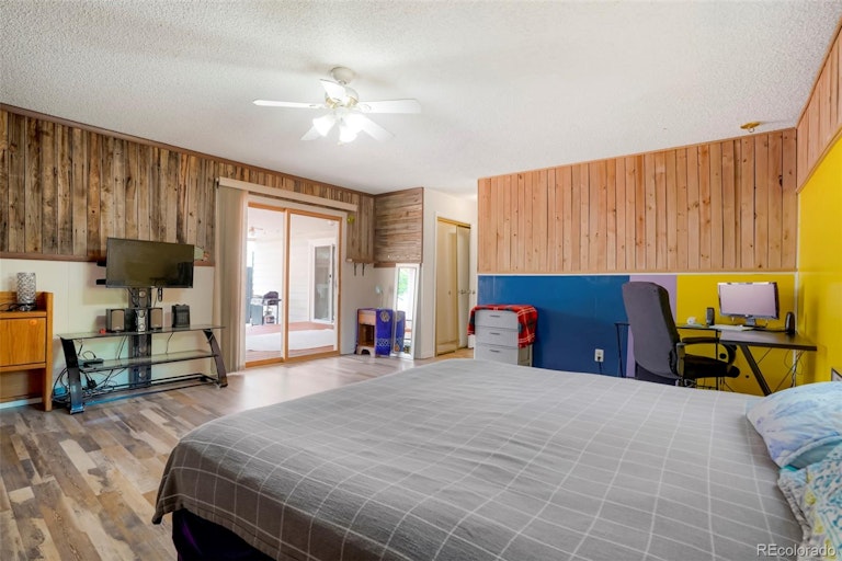 Photo 14 of 19 - 6318 S Louthan St, Littleton, CO 80120