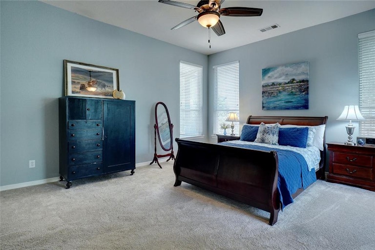 Photo 22 of 40 - 1509 Stone Bend Ln, Flower Mound, TX 75028