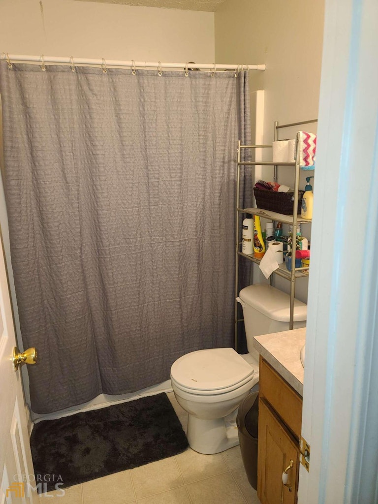 Photo 16 of 20 - 418 Shenandoah Ct, Winder, GA 30680