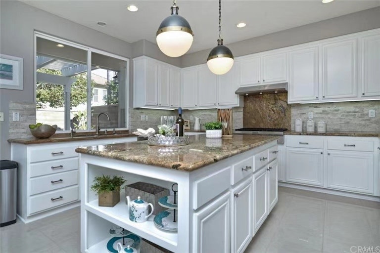 Photo 3 of 22 - 11 Azalea, Irvine, CA 92620