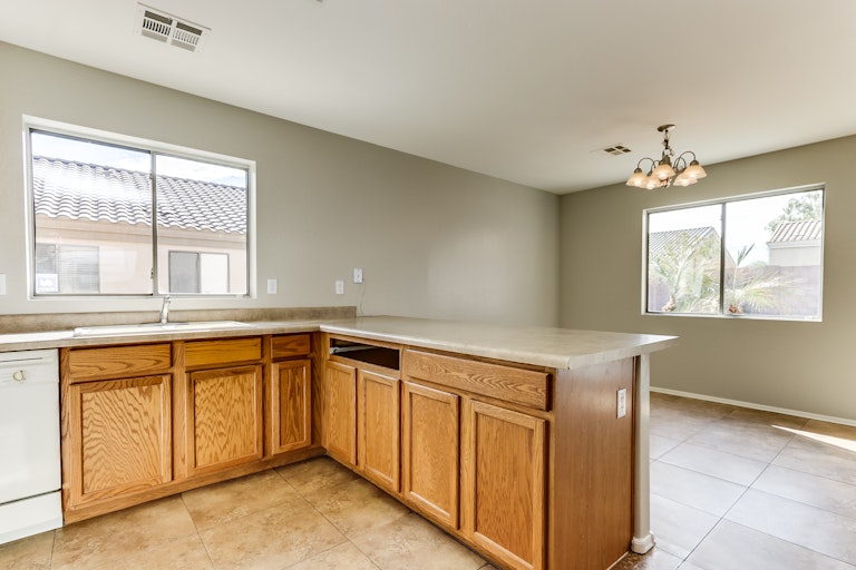 Photo 9 of 41 - 1830 S 106th Ave, Tolleson, AZ 85353