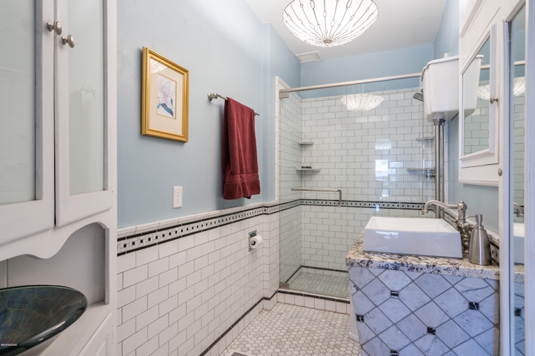 Photo 16 of 50 - 505 S 6th Ave, Tucson, AZ 85701