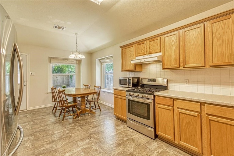 Photo 10 of 28 - 1200 Pine Portage Loop, Leander, TX 78641