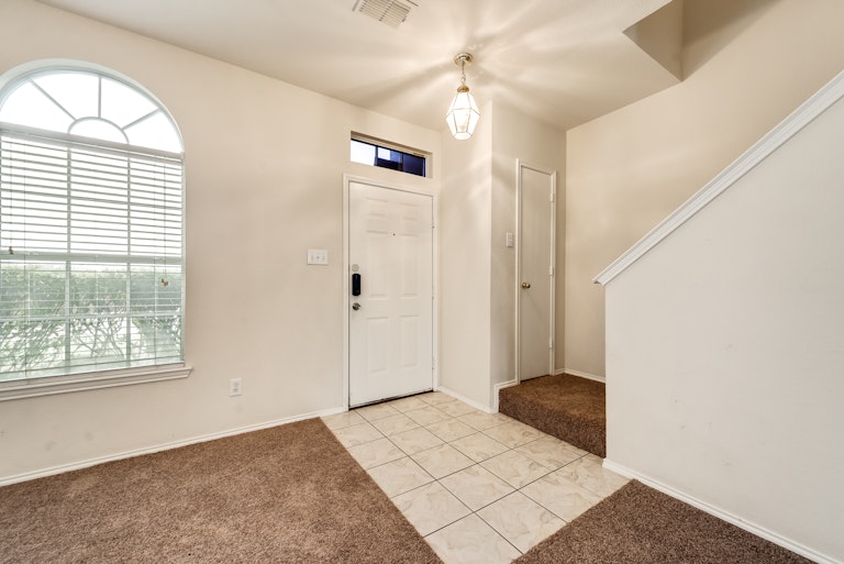 Photo 14 of 26 - 4209 Maidstone Dr, Garland, TX 75043