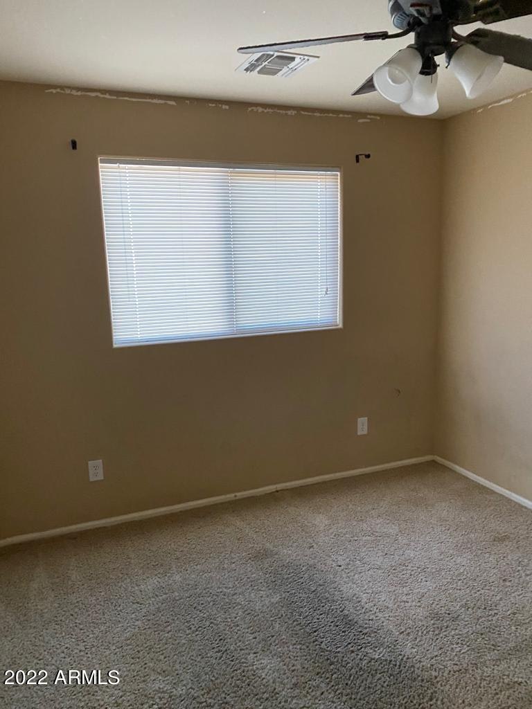 Photo 10 of 34 - 9551 W Harmony Ln, Peoria, AZ 85382