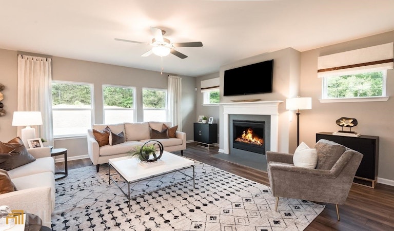 Photo 11 of 19 - 849 Sara Meadow Rd, Loganville, GA 30052