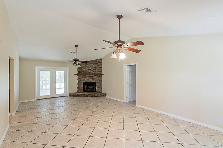 Photo 13 of 30 - 3905 Oberry Rd, Kissimmee, FL 34746