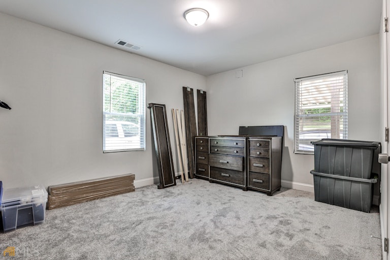 Photo 16 of 21 - 1963 Headland Dr, Atlanta, GA 30344