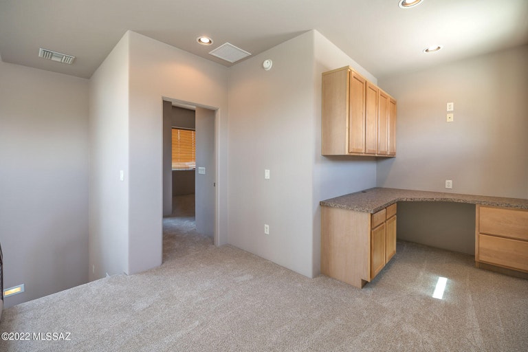 Photo 16 of 35 - 4199 N Stone Cliff Dr, Tucson, AZ 85705