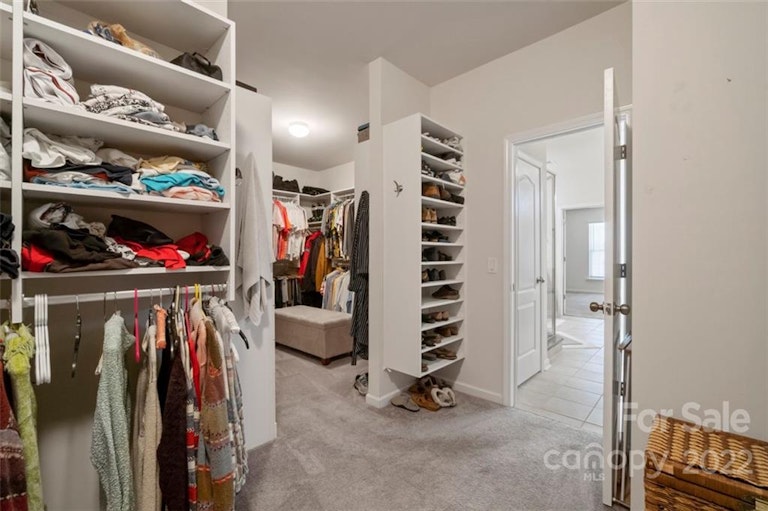 Photo 33 of 48 - 15003 Luna Dr, Charlotte, NC 28278