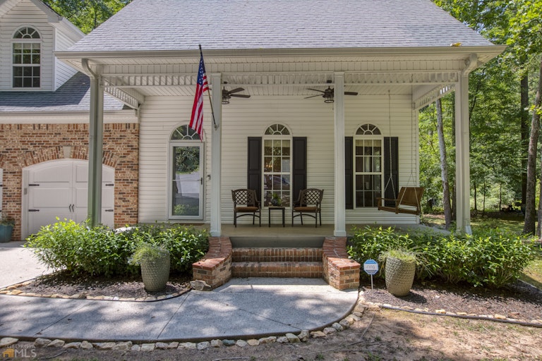Photo 6 of 59 - 2550 Johnston Rd NW, Kennesaw, GA 30152
