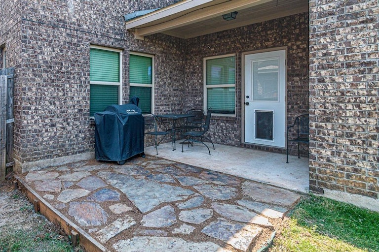 Photo 20 of 29 - 1300 Honeywood Ln, Royse City, TX 75189
