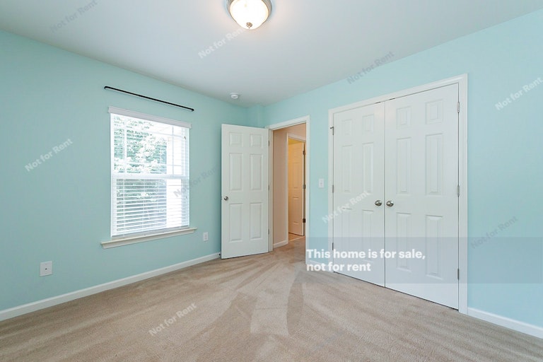 Photo 21 of 25 - 1024 Ileagnes Rd, Raleigh, NC 27603