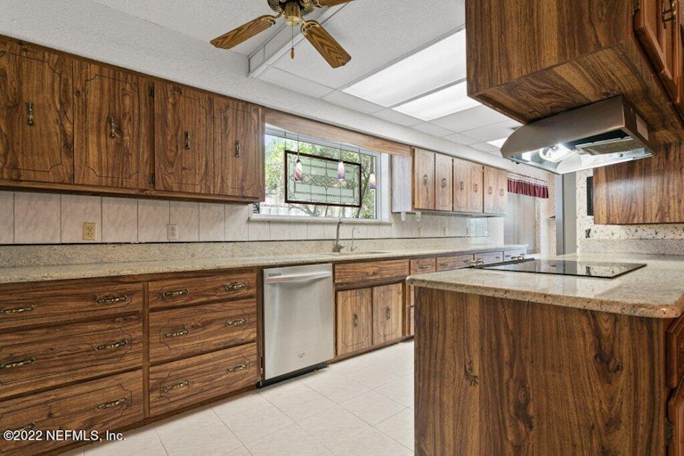 Photo 11 of 55 - 50 Harmony Hall Rd, Middleburg, FL 32068