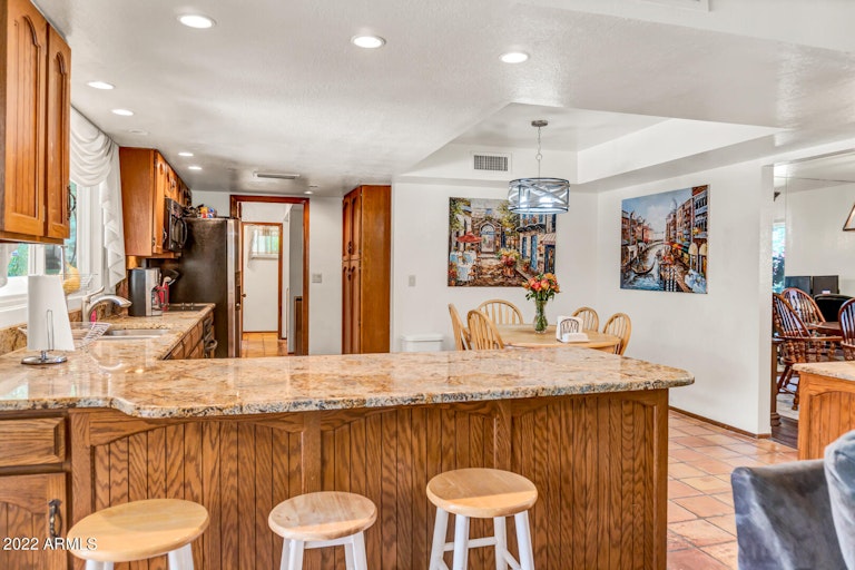 Photo 18 of 58 - 5921 E Thunderbird Rd, Scottsdale, AZ 85254