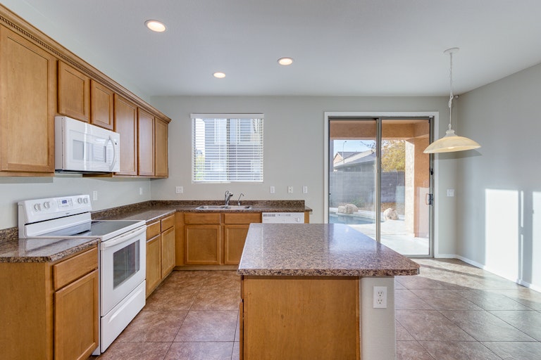 Photo 7 of 31 - 4187 E Karsten Dr, Chandler, AZ 85249