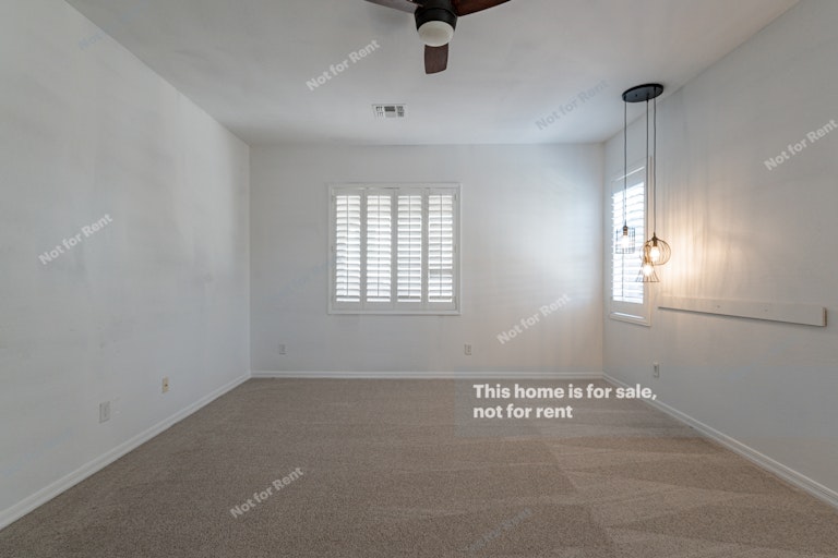 Photo 15 of 25 - 231 E Indigo Dr, Chandler, AZ 85286