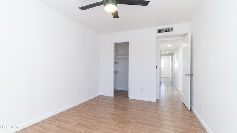 Photo 18 of 26 - 2422 E Villa Maria Dr, Phoenix, AZ 85032