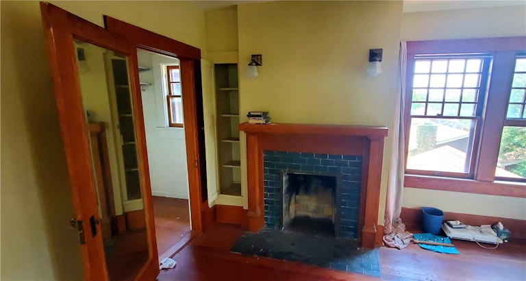 Photo 10 of 17 - 1201 Travis Heights Blvd, Austin, TX 78704