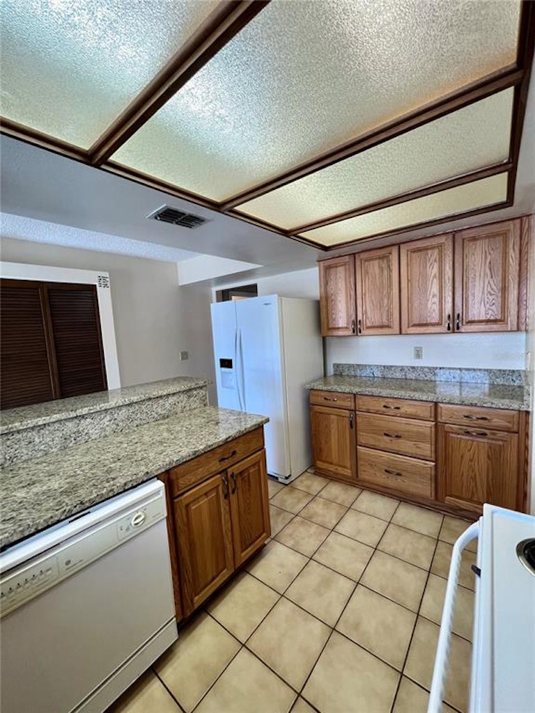 Photo 30 of 55 - 1823 Village Ct #1823, Mulberry, FL 33860
