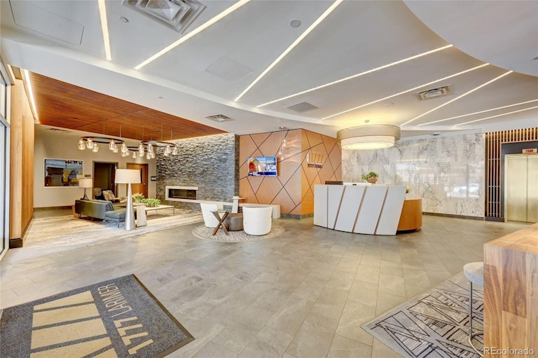 Photo 25 of 36 - 1777 Larimer St #1711, Denver, CO 80202