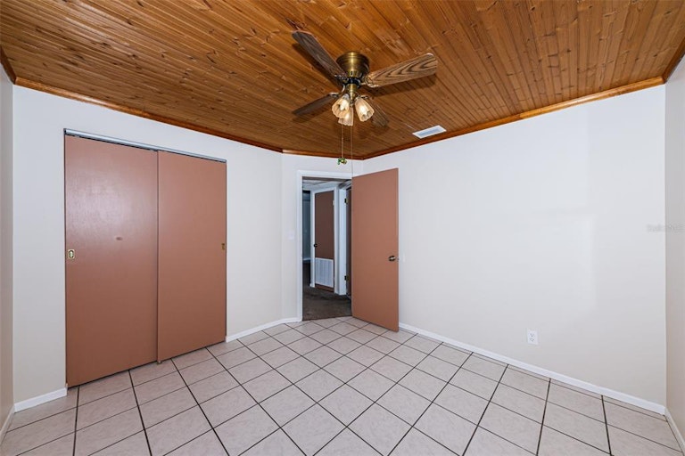 Photo 21 of 27 - 5131 96th Ter N, Pinellas Park, FL 33782