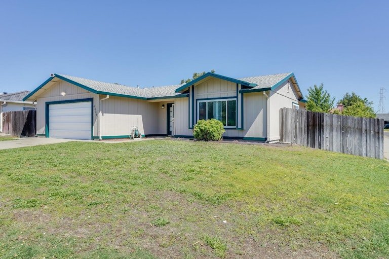 Photo 34 of 36 - 4636 Baywind Dr, Sacramento, CA 95838